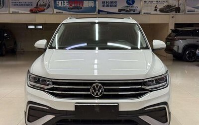Volkswagen Tiguan II, 2023 год, 2 110 000 рублей, 1 фотография