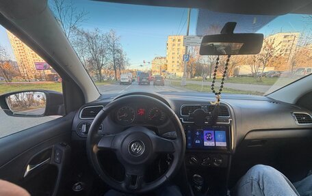 Volkswagen Polo VI (EU Market), 2010 год, 650 000 рублей, 4 фотография