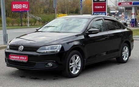 Volkswagen Jetta VII, 2012 год, 1 290 000 рублей, 1 фотография
