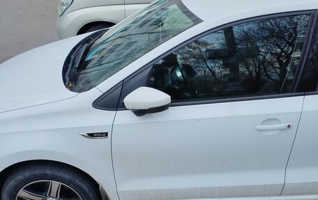 Volkswagen Polo VI (EU Market), 2018 год, 1 500 000 рублей, 3 фотография