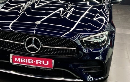 Mercedes-Benz E-Класс, 2021 год, 4 115 000 рублей, 1 фотография