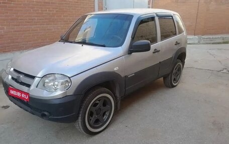 Chevrolet Niva I рестайлинг, 2018 год, 599 000 рублей, 1 фотография