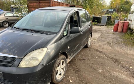 Toyota Corolla Verso I, 2002 год, 100 000 рублей, 1 фотография