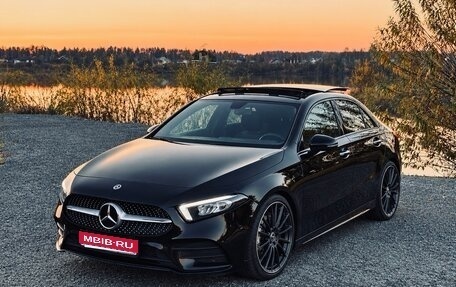 Mercedes-Benz A-Класс, 2021 год, 2 550 000 рублей, 1 фотография