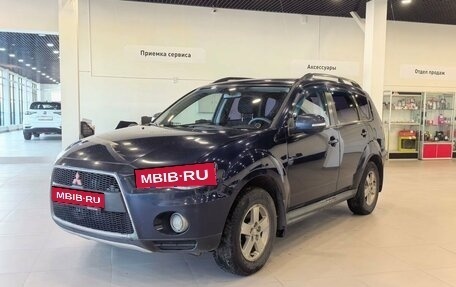 Mitsubishi Outlander III рестайлинг 3, 2011 год, 989 000 рублей, 1 фотография