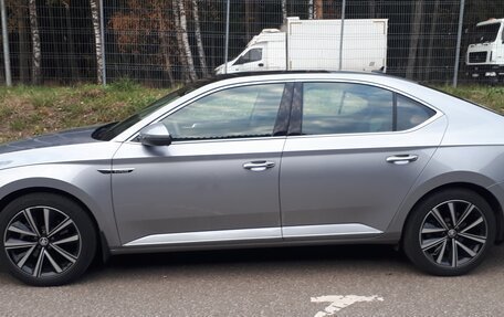 Skoda Superb III рестайлинг, 2025 год, 3 100 000 рублей, 2 фотография
