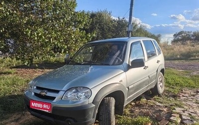 Chevrolet Niva I рестайлинг, 2014 год, 530 000 рублей, 1 фотография