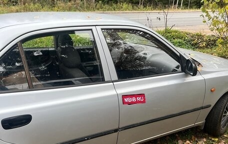 Hyundai Accent II, 2005 год, 300 000 рублей, 2 фотография