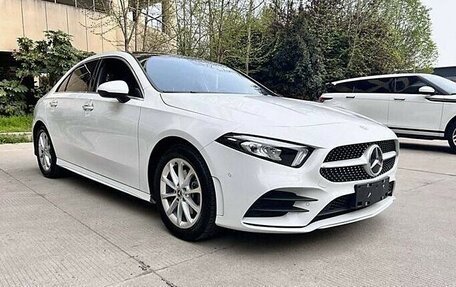 Mercedes-Benz A-Класс, 2022 год, 1 945 000 рублей, 1 фотография