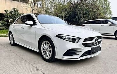 Mercedes-Benz A-Класс, 2022 год, 1 945 000 рублей, 1 фотография