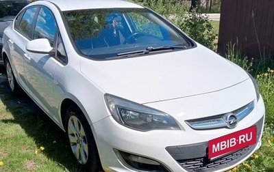 Opel Astra J, 2013 год, 725 000 рублей, 1 фотография