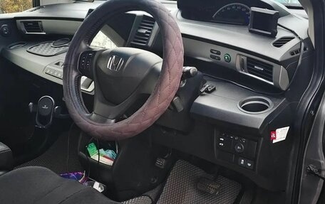 Honda Freed I, 2015 год, 1 280 000 рублей, 2 фотография