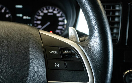 Mitsubishi Outlander III рестайлинг 3, 2012 год, 1 350 000 рублей, 17 фотография
