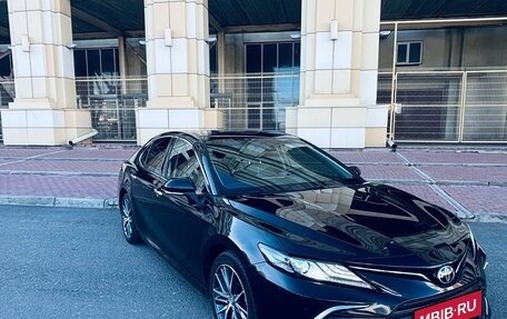 Toyota Camry, 2022 год, 3 500 000 рублей, 4 фотография