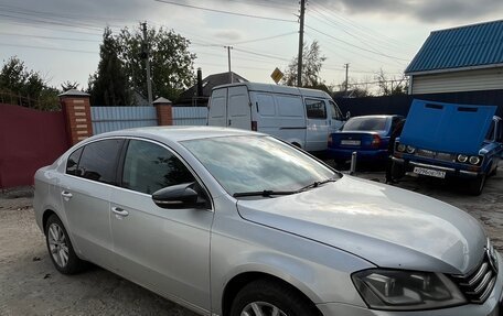 Volkswagen Passat B7, 2011 год, 750 000 рублей, 2 фотография