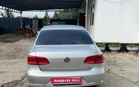 Volkswagen Passat B7, 2011 год, 750 000 рублей, 4 фотография