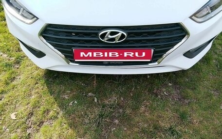 Hyundai Solaris II рестайлинг, 2017 год, 1 450 000 рублей, 2 фотография