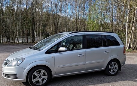 Opel Zafira B, 2006 год, 519 000 рублей, 2 фотография