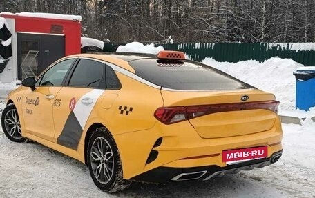 KIA K5, 2020 год, 2 350 000 рублей, 3 фотография