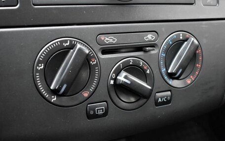 Nissan Tiida, 2007 год, 540 000 рублей, 15 фотография