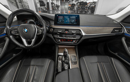 BMW 5 серия, 2017 год, 3 640 000 рублей, 8 фотография
