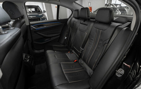 BMW 5 серия, 2017 год, 3 640 000 рублей, 15 фотография