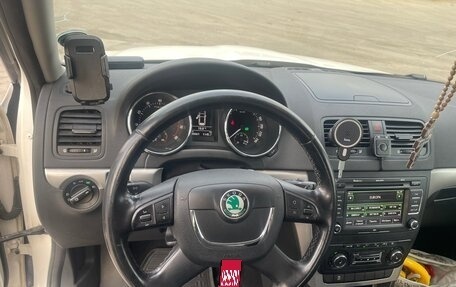Skoda Yeti I рестайлинг, 2013 год, 850 000 рублей, 18 фотография