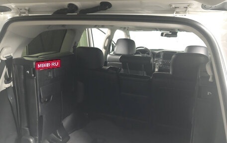 Toyota Land Cruiser 200, 2011 год, 3 000 000 рублей, 5 фотография