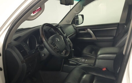 Toyota Land Cruiser 200, 2011 год, 3 000 000 рублей, 11 фотография