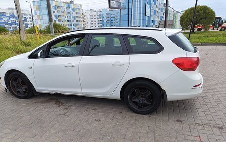 Opel Astra J, 2013 год, 500 000 рублей, 5 фотография