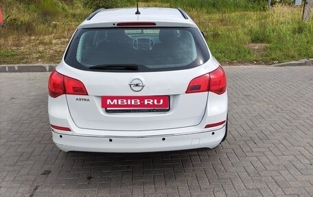 Opel Astra J, 2013 год, 500 000 рублей, 2 фотография