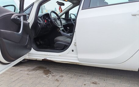 Opel Astra J, 2013 год, 500 000 рублей, 11 фотография