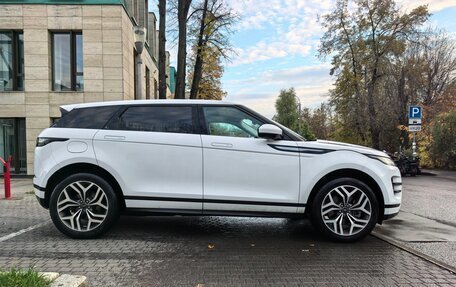 Land Rover Range Rover Evoque II, 2022 год, 4 490 000 рублей, 6 фотография