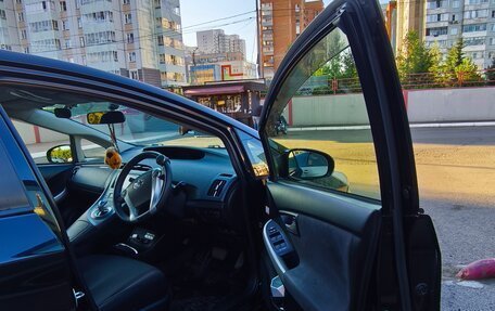 Toyota Prius, 2012 год, 1 100 000 рублей, 6 фотография