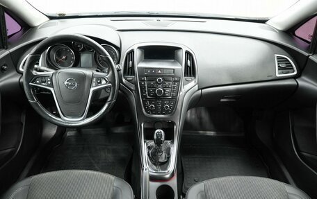 Opel Astra J, 2012 год, 729 900 рублей, 8 фотография