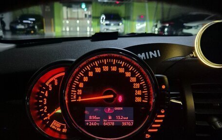 MINI Hatch, 2017 год, 1 820 000 рублей, 8 фотография