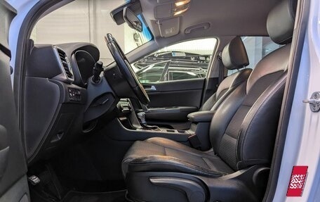 KIA Sportage IV рестайлинг, 2018 год, 2 099 000 рублей, 12 фотография