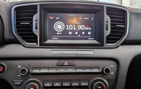 KIA Sportage IV рестайлинг, 2018 год, 2 099 000 рублей, 20 фотография