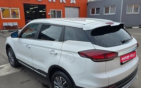 Geely Atlas, 2022 год, 1 650 000 рублей, 5 фотография