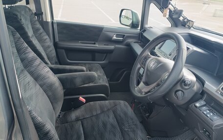 Honda Stepwgn IV рестайлинг, 2012 год, 1 880 000 рублей, 7 фотография