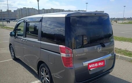 Honda Stepwgn IV рестайлинг, 2012 год, 1 880 000 рублей, 4 фотография