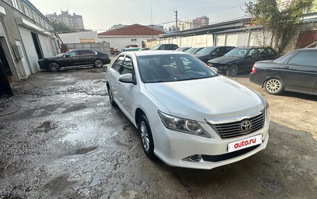 Toyota Camry, 2011 год, 1 370 000 рублей, 2 фотография