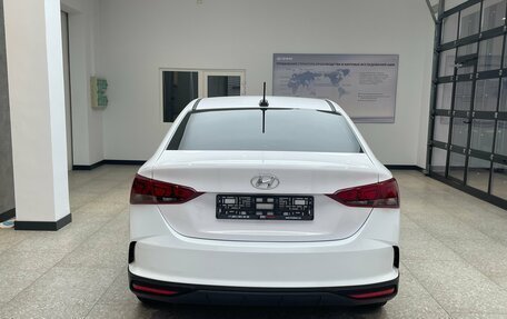 Hyundai Solaris II рестайлинг, 2022 год, 1 350 000 рублей, 5 фотография