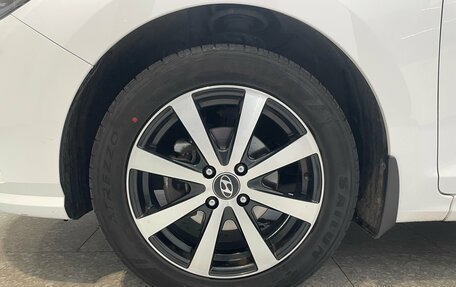 Hyundai Solaris II рестайлинг, 2022 год, 1 350 000 рублей, 25 фотография