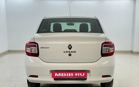 Renault Logan II, 2018 год, 710 000 рублей, 3 фотография