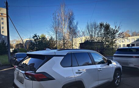 Toyota RAV4, 2019 год, 2 750 000 рублей, 3 фотография