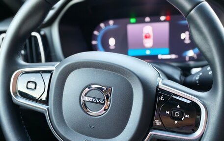 Volvo V60 Cross Country II, 2022 год, 5 600 000 рублей, 14 фотография