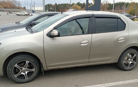 Renault Logan II, 2015 год, 700 000 рублей, 7 фотография