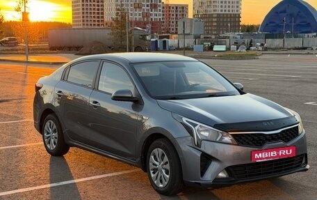 KIA Rio IV, 2020 год, 1 110 000 рублей, 12 фотография