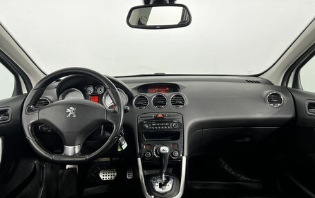 Peugeot 308 II, 2011 год, 690 000 рублей, 14 фотография